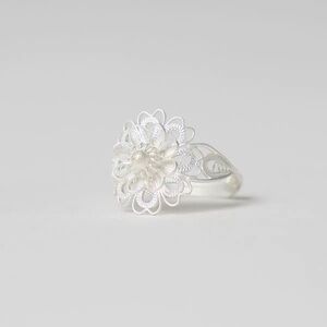 Petal Lace Reverie adjustable Ring
